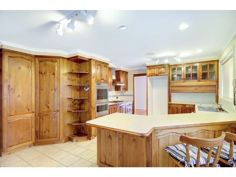 38 Rushton Drive, Kanahooka NSW 2530