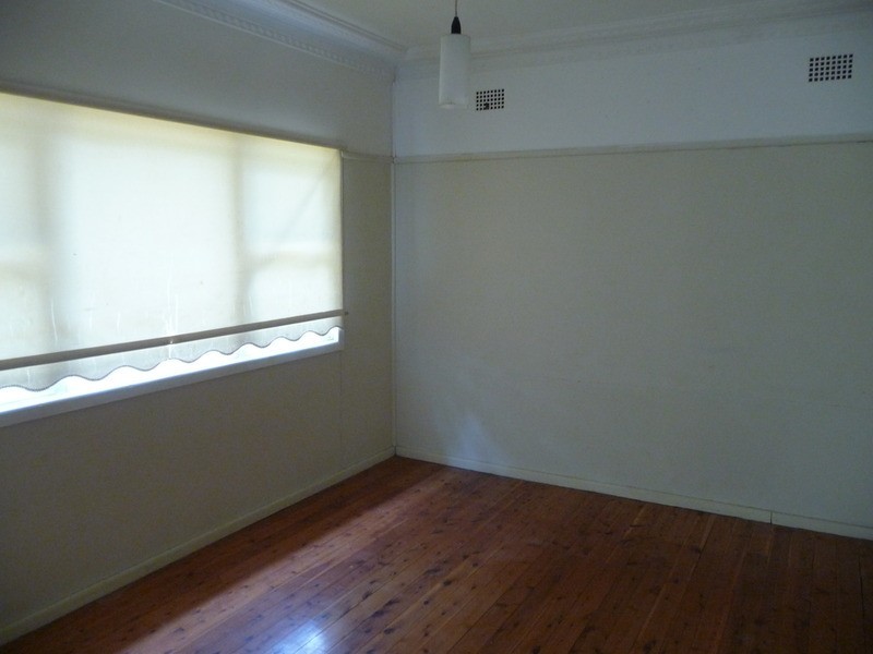 5 Lockwood  Street, Cringila NSW 2502