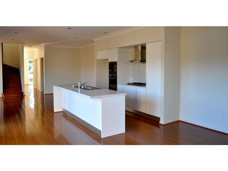 10 Mary Davis Avenue, Dapto NSW 2530