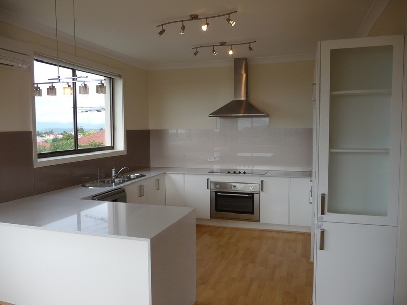 7 & 7a Barina Avenue, Lake Heights NSW 2502