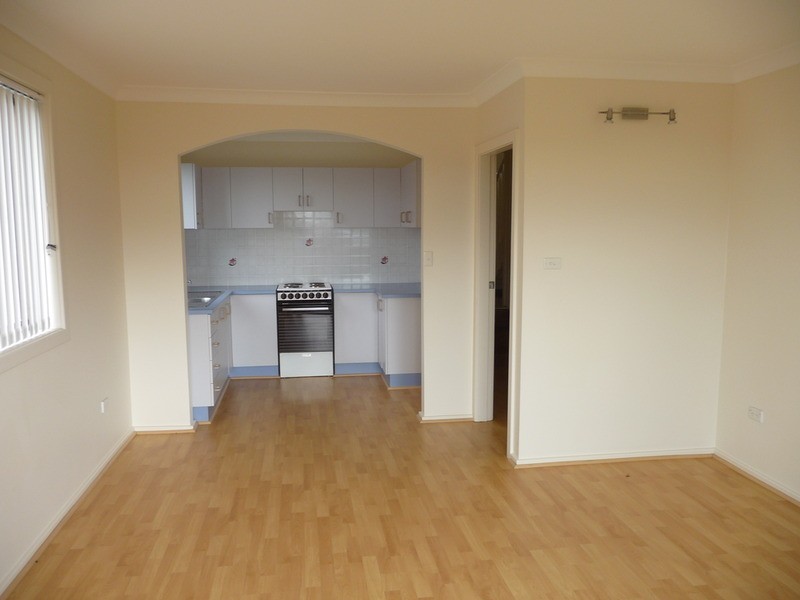 7 & 7a Barina Avenue, Lake Heights NSW 2502