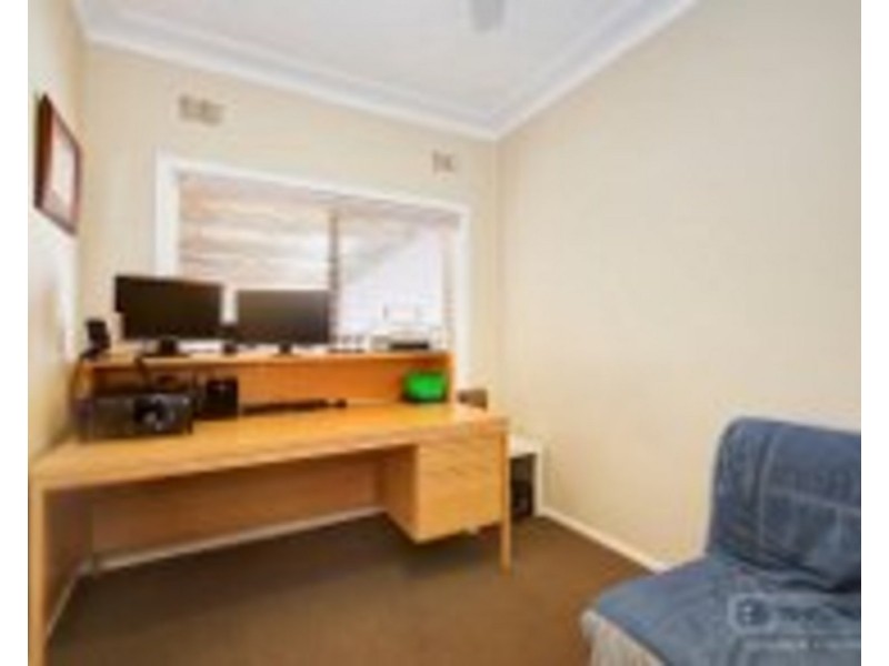 16 Todd Street, Warrawong NSW 2502
