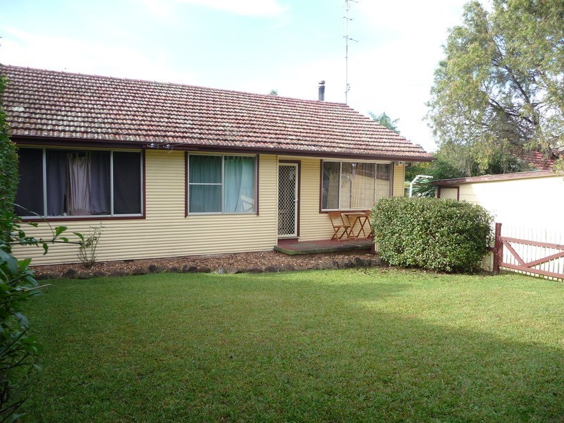 289 Princes Highway, Dapto NSW 2530