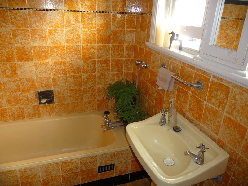 27 Rowland Avenue, Wollongong NSW 2500