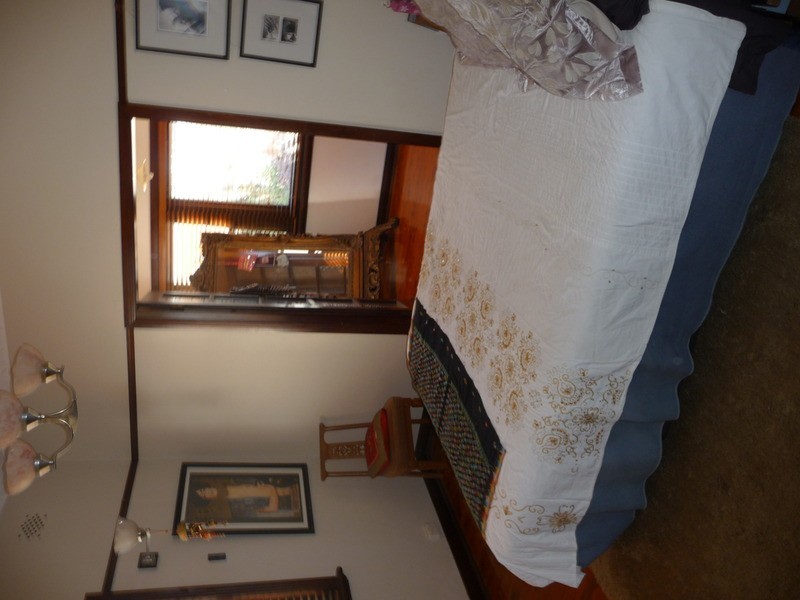 27 Rowland Avenue, Wollongong NSW 2500