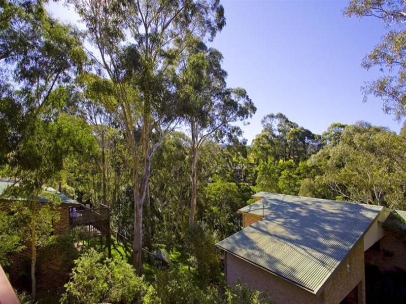 152 Derribong  Drive, Cordeaux Heights NSW 2526