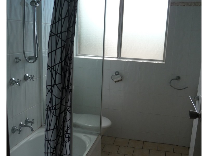 9/11 Kembla Street, Wollongong NSW 2500