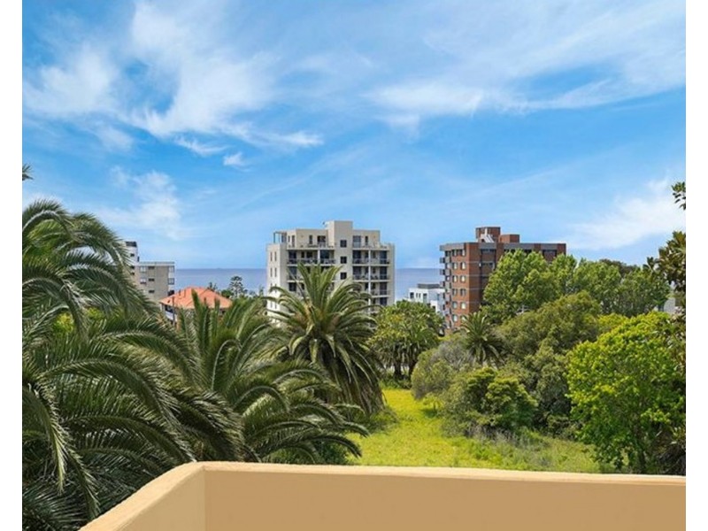 9/11 Kembla Street, Wollongong NSW 2500