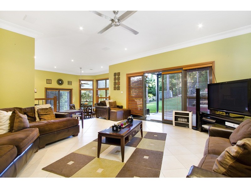 16 Bertram  Close, Tarrawanna NSW 2518