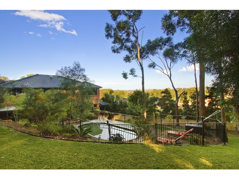 16 Bertram  Close, Tarrawanna NSW 2518