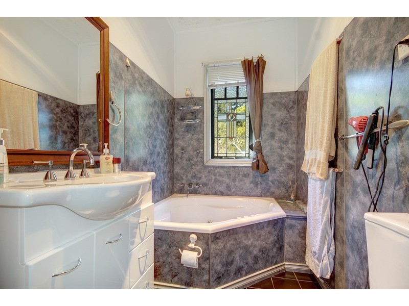 4 Sweeney Place, Wombarra NSW 2515