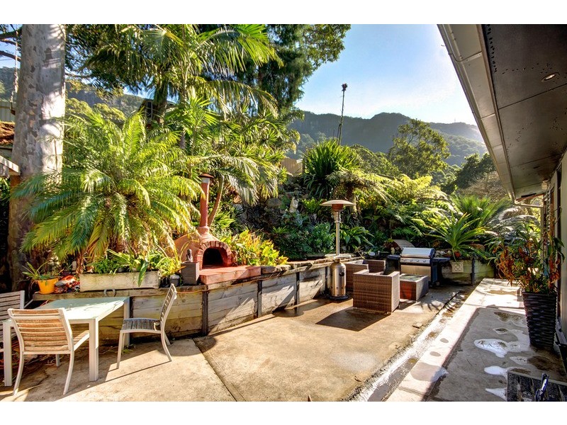 4 Sweeney Place, Wombarra NSW 2515