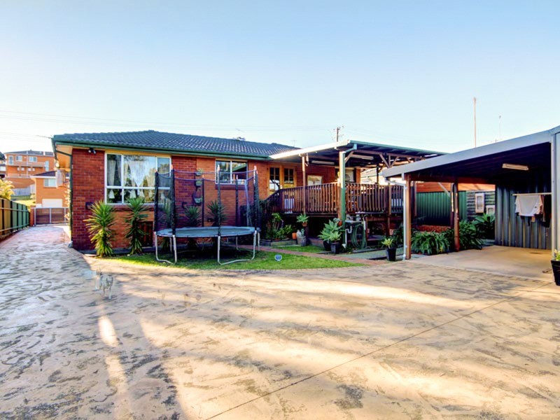 55 O’Donnell  Drive, Figtree NSW 2525