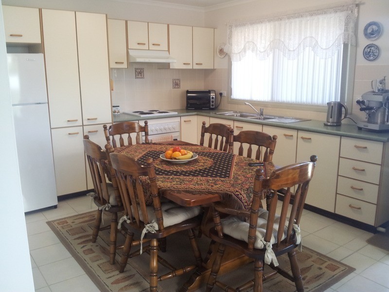 33 Willow Tree Avenue, Kanahooka NSW 2530