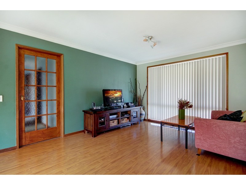 1 Robins Creek  Drive, Horsley NSW 2530