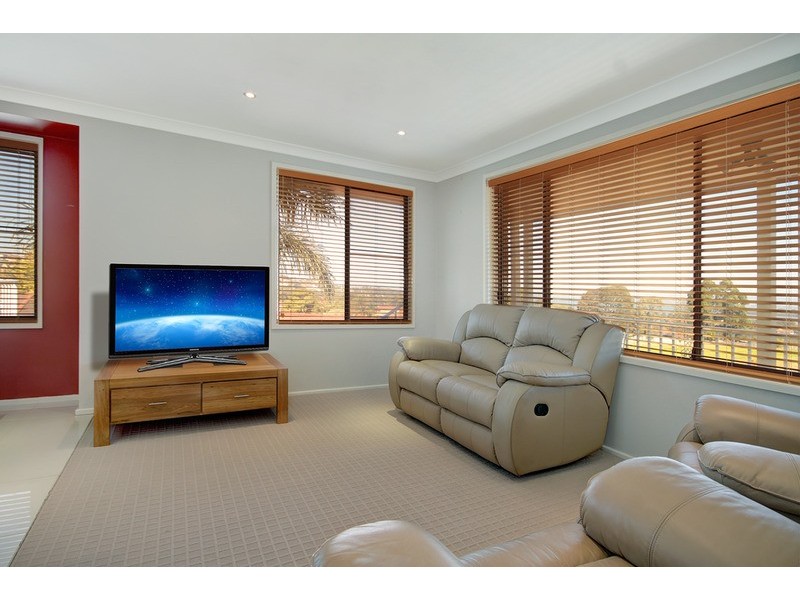 3a Tuggerah Place, Berkeley NSW 2506
