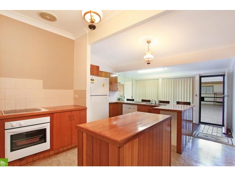 18 Cowper  Street, Fairy Meadow NSW 2519