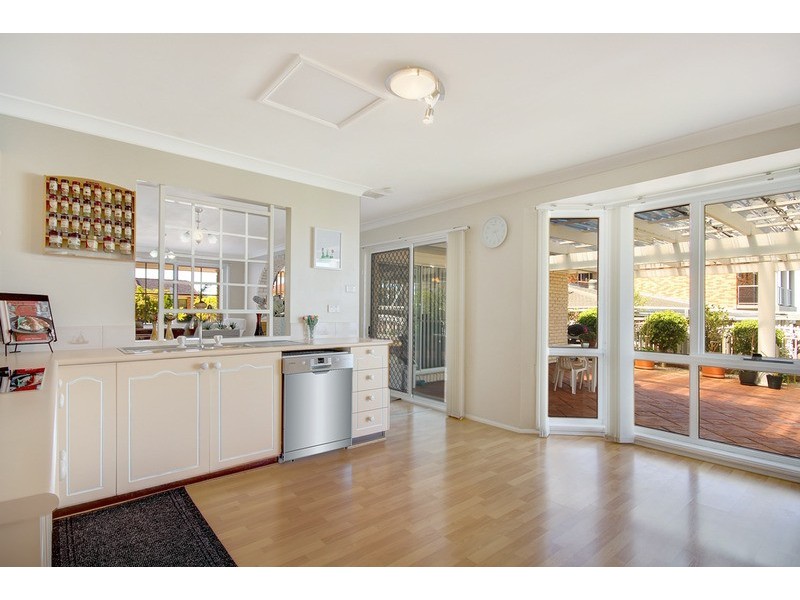 11 Natan  Place, Cordeaux Heights NSW 2526