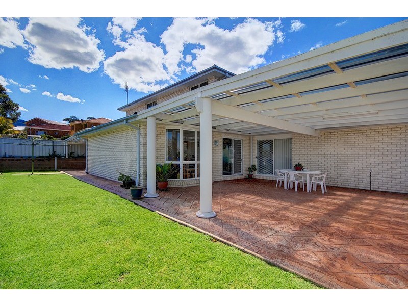 11 Natan  Place, Cordeaux Heights NSW 2526