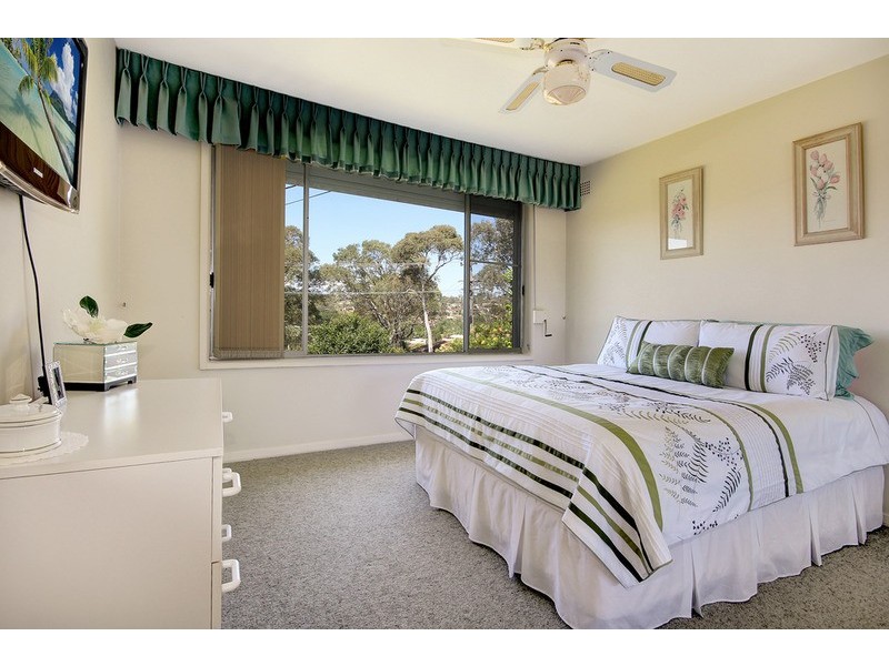 98  Beatus  Street, Unanderra NSW 2526