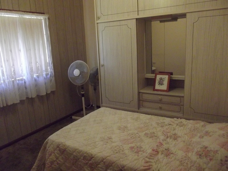 13 St Cloud Crescent, Lake Heights NSW 2502