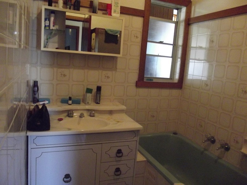 13 St Cloud Crescent, Lake Heights NSW 2502