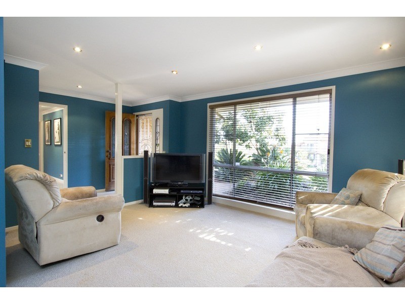 14 Tolson  Place, Balgownie NSW 2519