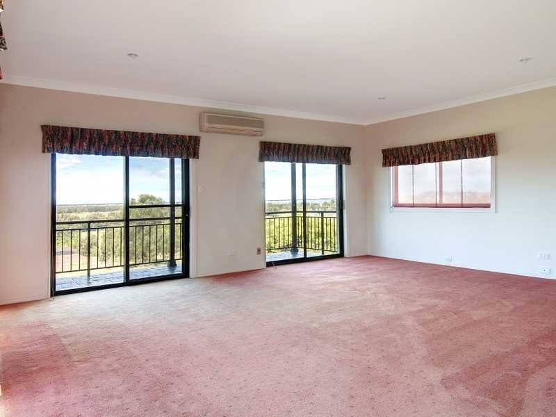 58 Sanderson Road, Kanahooka NSW 2530