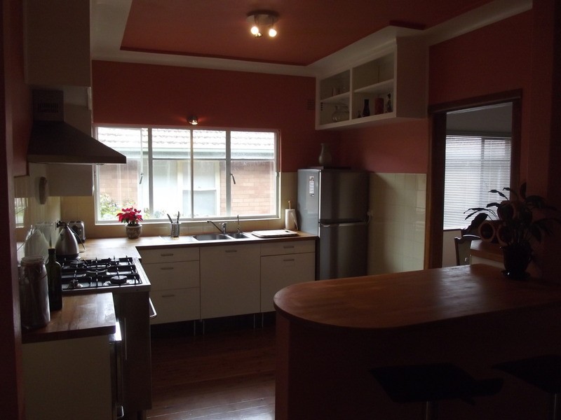 3 Phillips Crescent, Mangerton NSW 2500