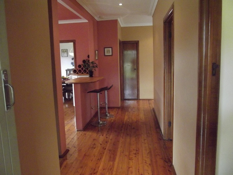 3 Phillips Crescent, Mangerton NSW 2500