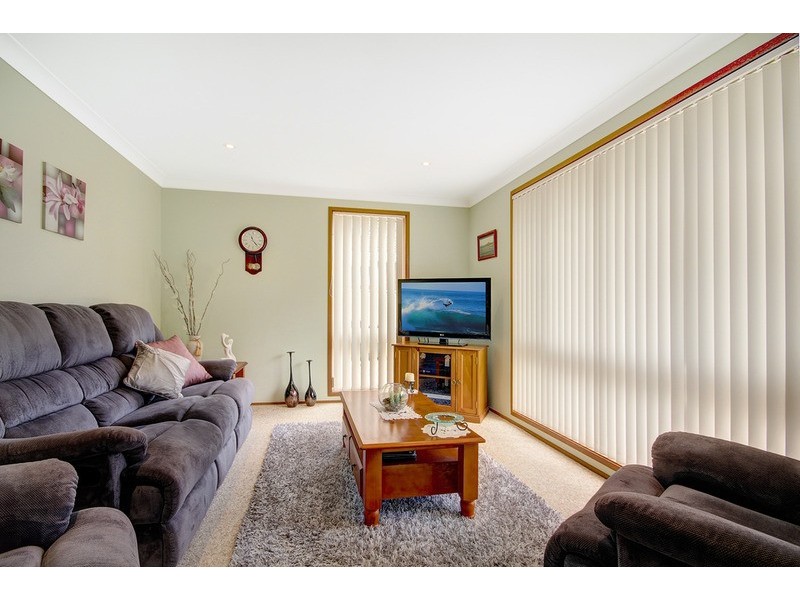 6 Anthea  Place, Dapto NSW 2530
