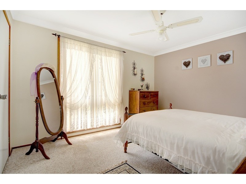 6 Anthea  Place, Dapto NSW 2530