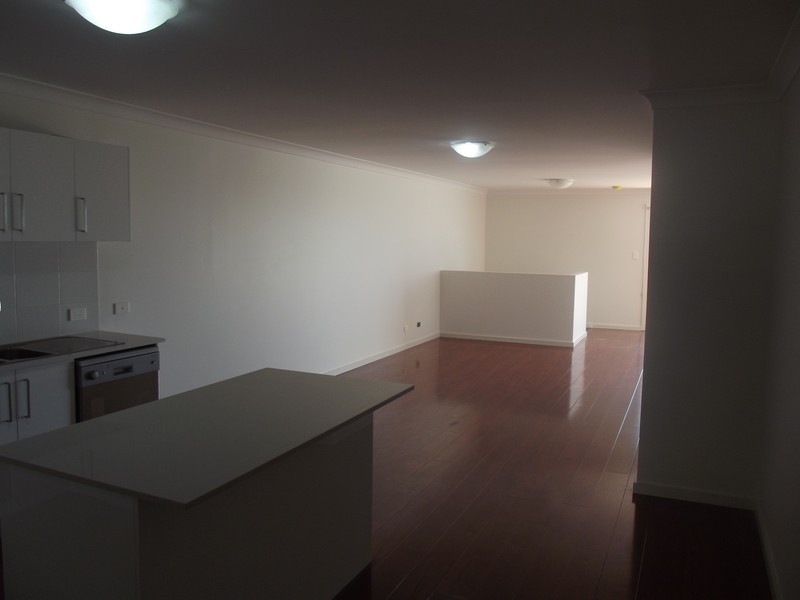 1/164 Shearwater Drive, Lake Heights NSW 2502