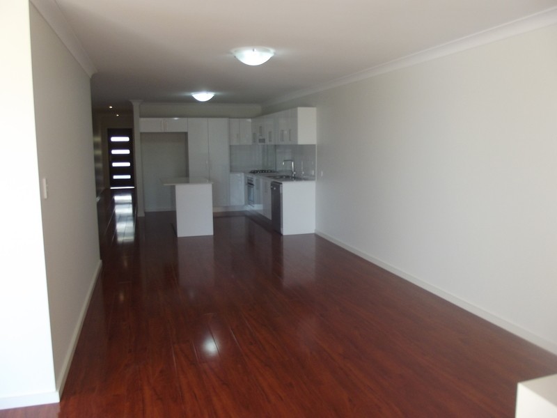 1/164 Shearwater Drive, Lake Heights NSW 2502