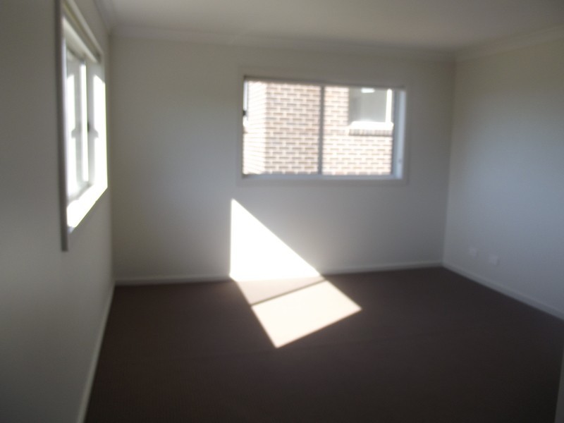 1/164 Shearwater Drive, Lake Heights NSW 2502