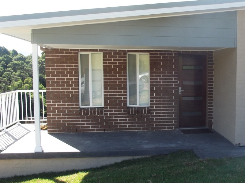 1A/164 Shearwater Drive, Lake Heights NSW 2502