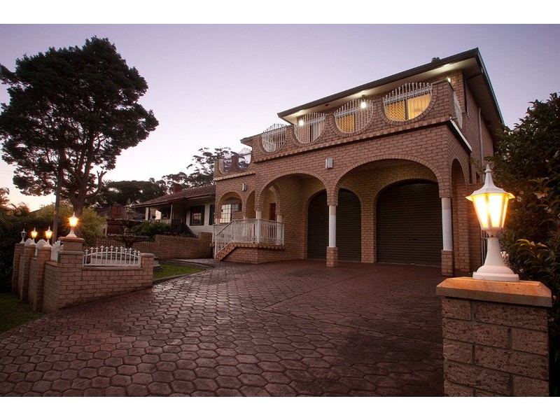 10a McArthur Parade, Mangerton NSW 2500