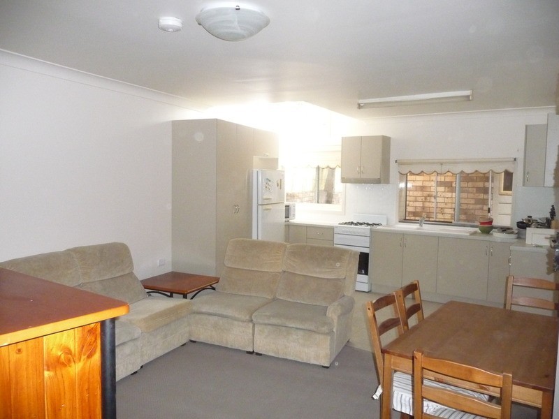 5a Madoline Street, Gwynneville NSW 2500