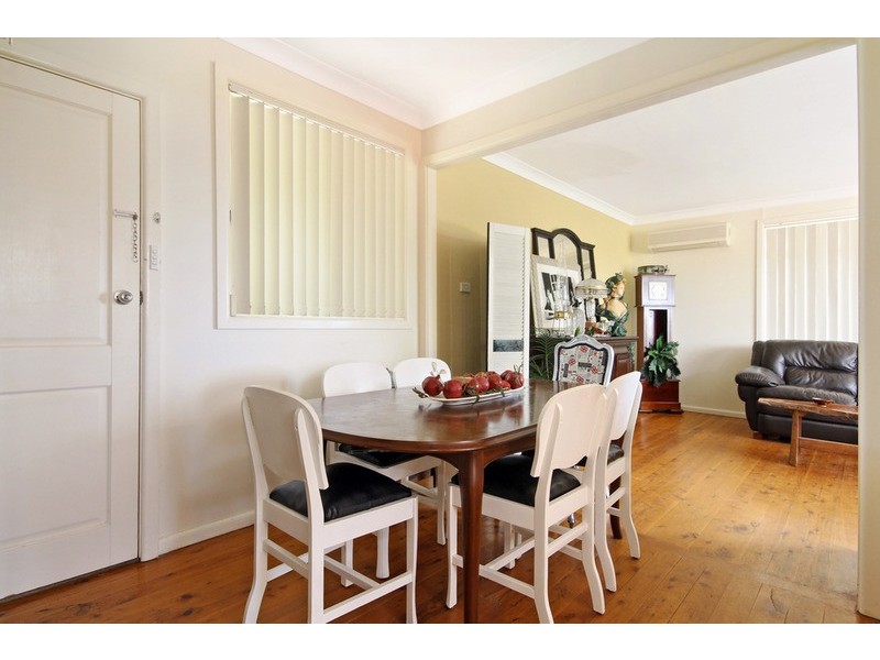 56 Morandoo Avenue, Mount Keira NSW 2500