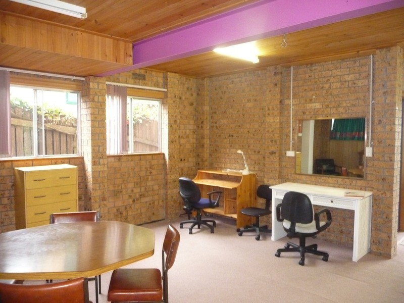 2/5 Murrandoo Avenue, Mount Keira NSW 2500