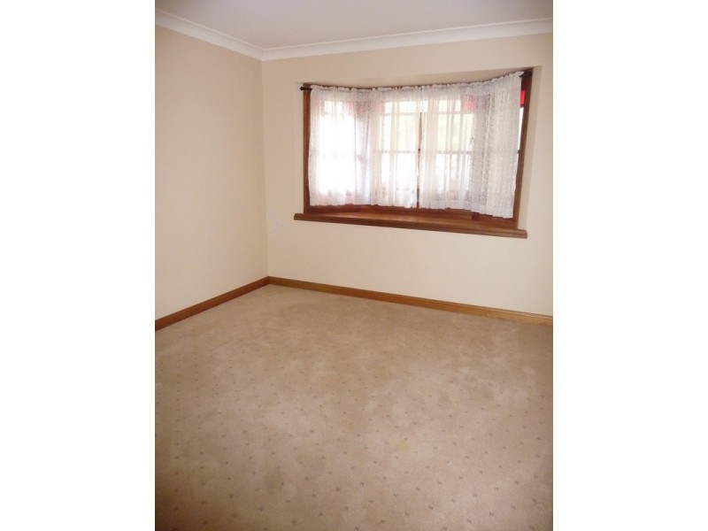 26 Camden Grove, Figtree NSW 2525