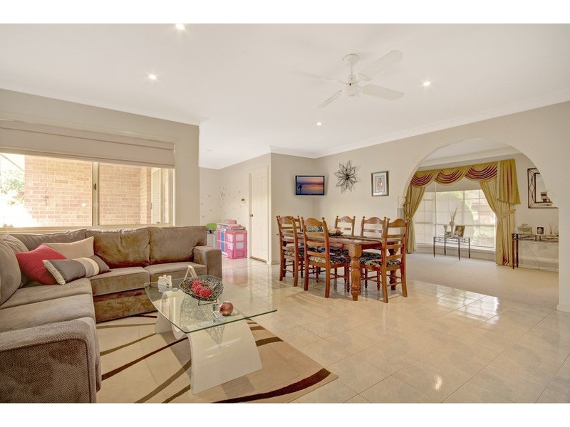 8 Pat Geraghty  Place, Woonona NSW 2517