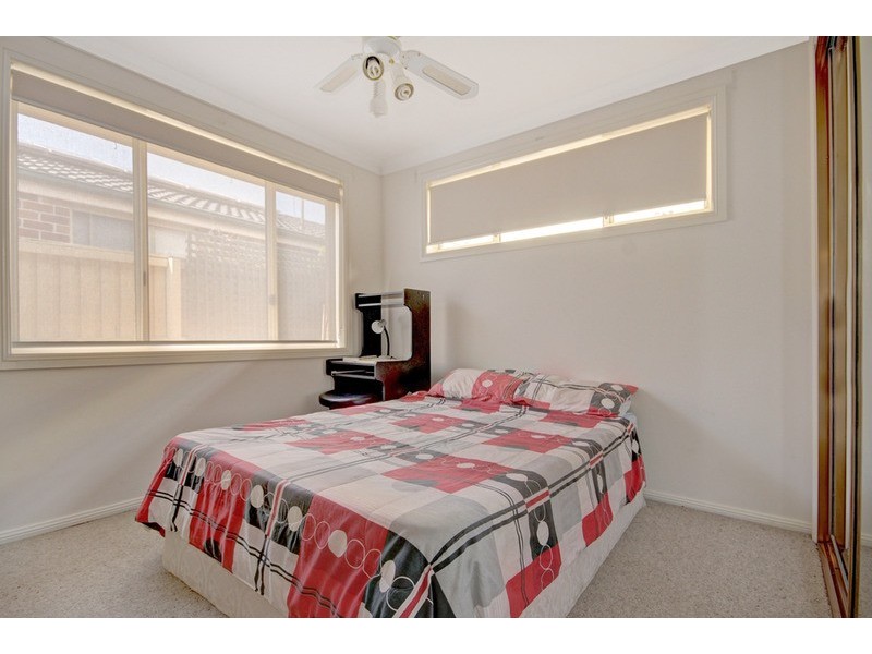 8 Pat Geraghty  Place, Woonona NSW 2517