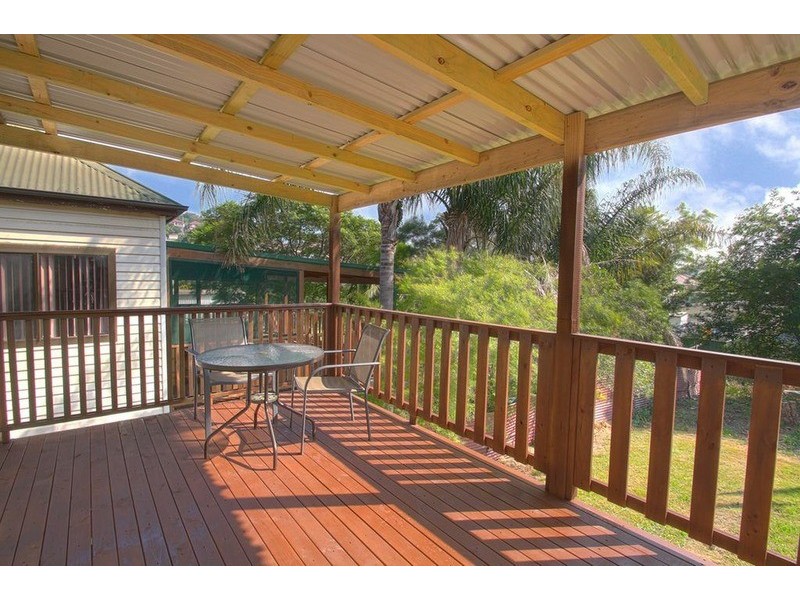 4 Cringila Street, Cringila NSW 2502