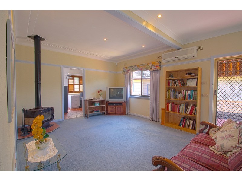 22 McArthur Parade, Mangerton NSW 2500