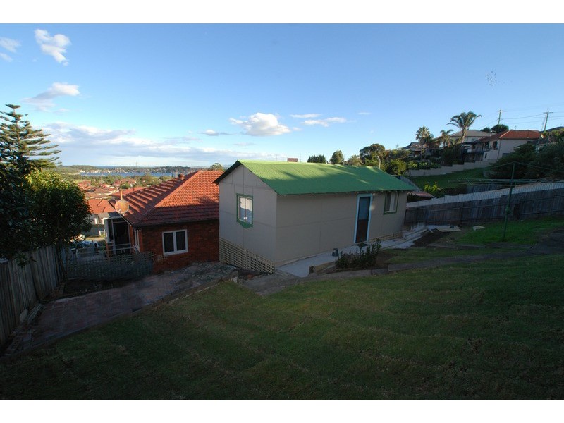 64 First  Avenue, Warrawong NSW 2502