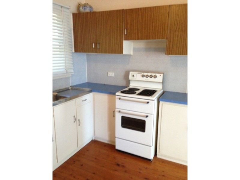 1/33 Stanleigh  Crescent, West Wollongong NSW 2500