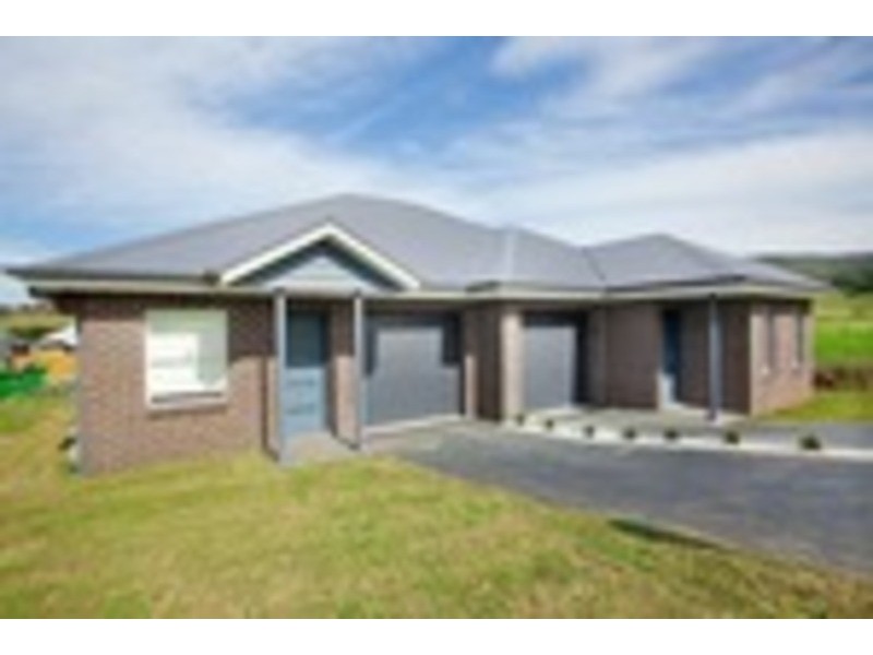 1/23 Yellow Rock  Road, Tullimbar NSW 2527