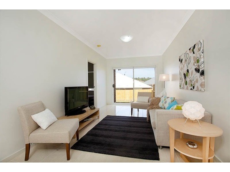 1/23 Yellow Rock  Road, Tullimbar NSW 2527