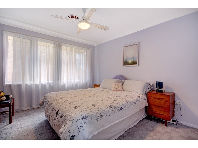 70 Thirroul  Road, Kanahooka NSW 2530